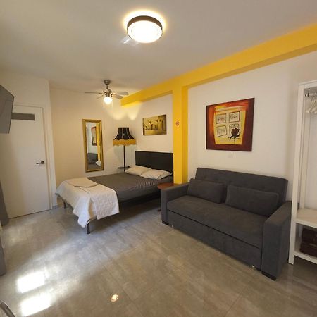Great 35 Sq M Studio On 1St Floor In Bohemian Psyri In Athens' Historic Center-In Vivo Apartments Kültér fotó