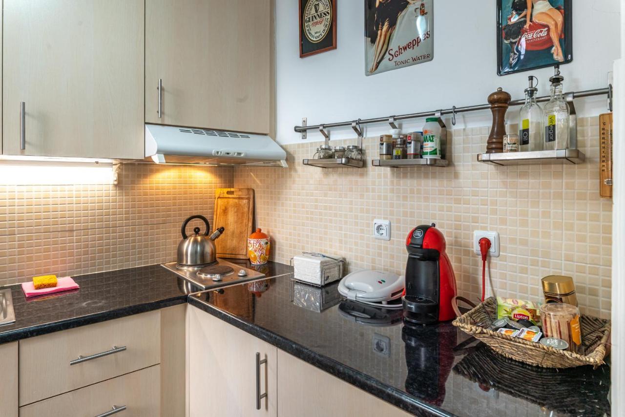 Great 35 Sq M Studio On 1St Floor In Bohemian Psyri In Athens' Historic Center-In Vivo Apartments Kültér fotó